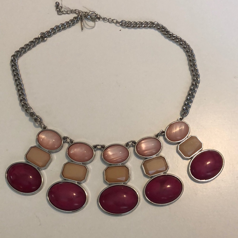 New York and Co necklace
